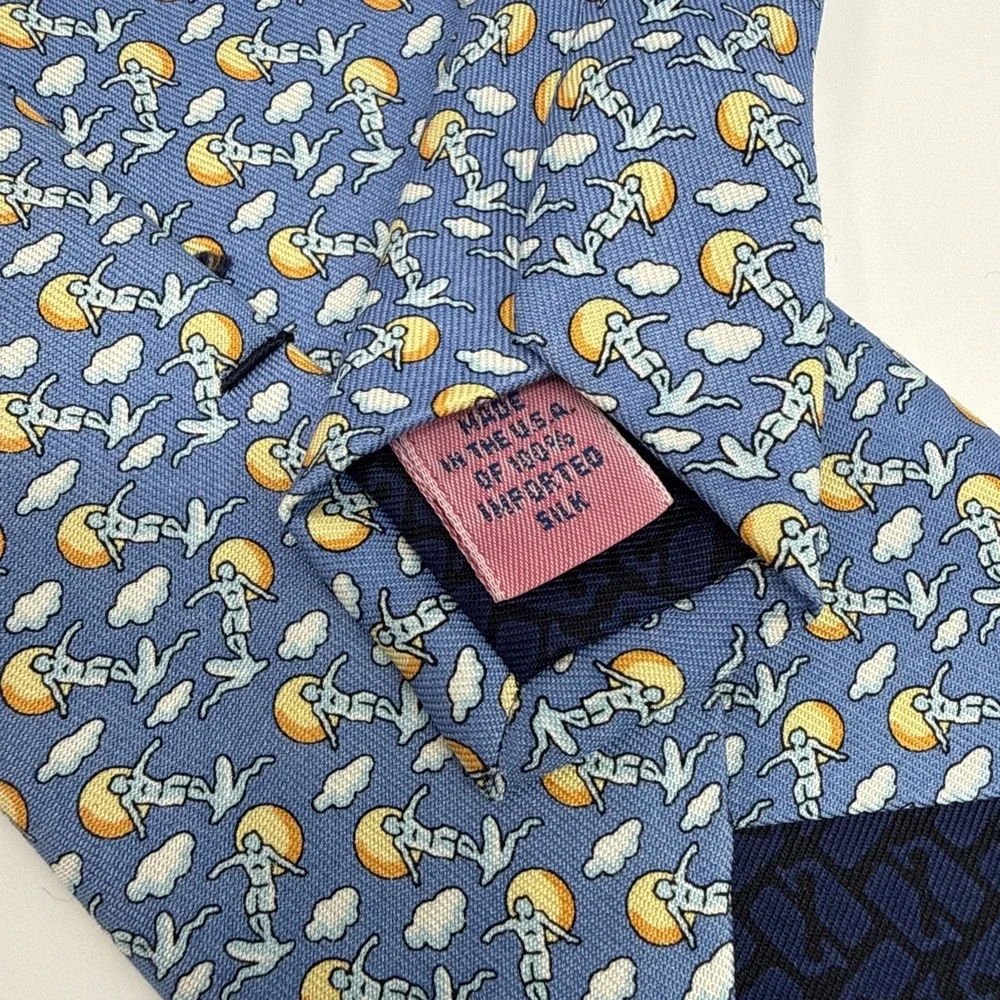 Vineyard Vines Mens Silk Tie Light Blue Surfer Sun Novelty Martha's Vineyard